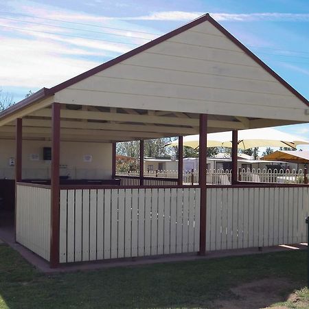 Sun Country Lifestyle Park Hotel Mulwala Exterior foto