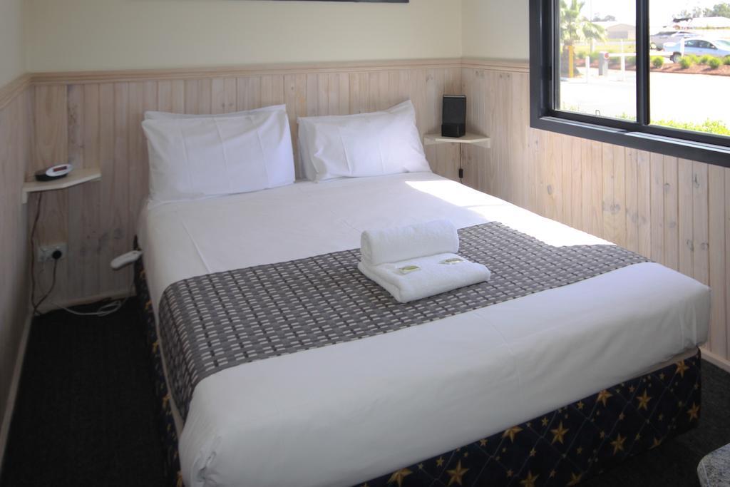 Sun Country Lifestyle Park Hotel Mulwala Quarto foto