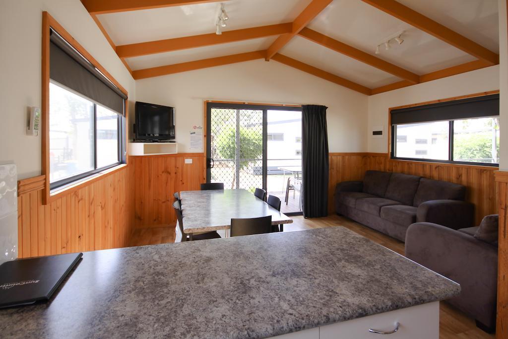 Sun Country Lifestyle Park Hotel Mulwala Quarto foto
