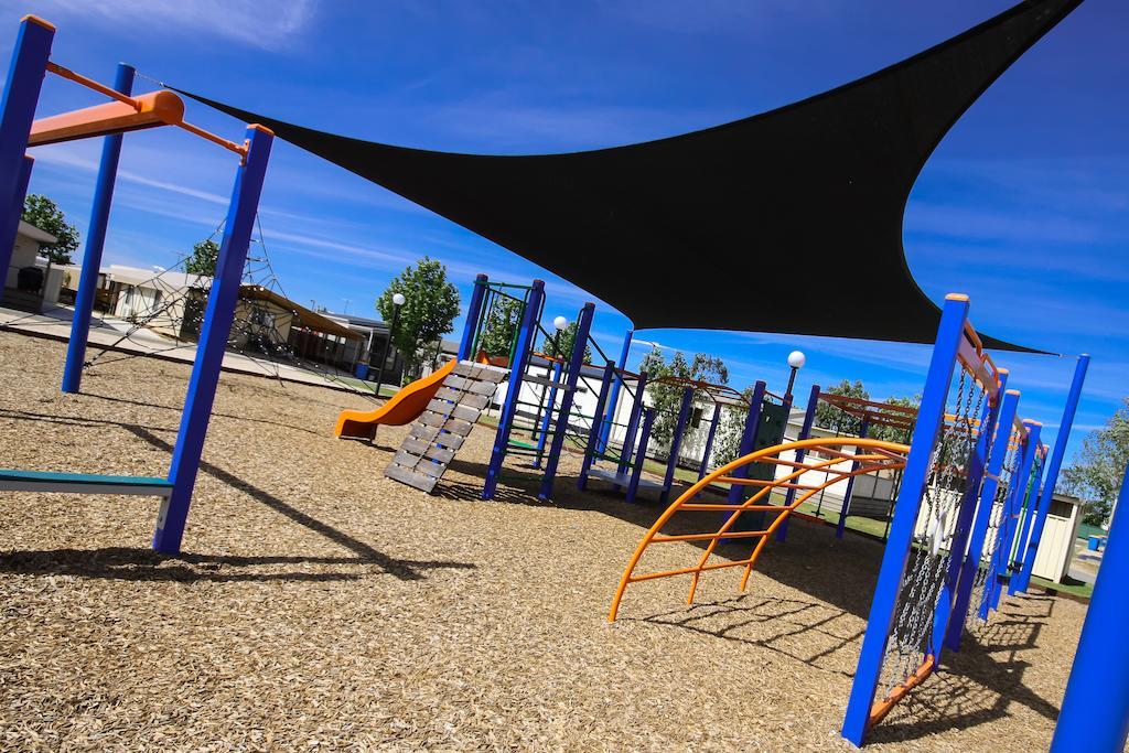 Sun Country Lifestyle Park Hotel Mulwala Exterior foto