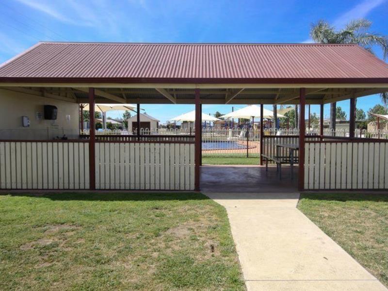 Sun Country Lifestyle Park Hotel Mulwala Exterior foto